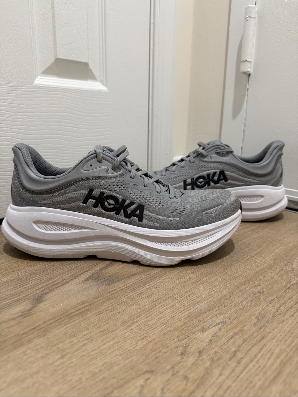 Hoka Bondi 9 Men’s US 11.5 Grey Running Walking Athletic Shoes Sneakers